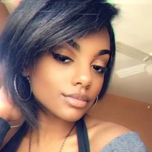 Meet your Posher, Nakiya